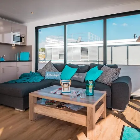 Hausboote Und Marina Сasa de vacaciones