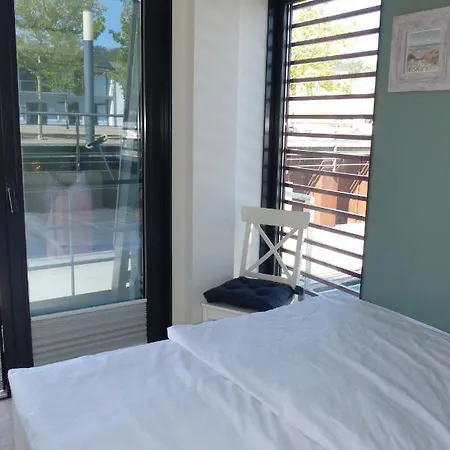 Hausboote Und Ferienhaeuser Marina Dom wakacyjny Mucheln