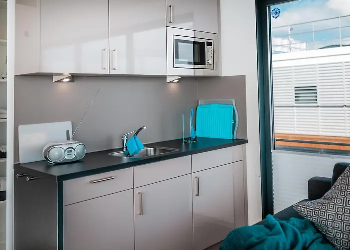 Hausboote Und Ferienhaeuser Marina Nyaraló *